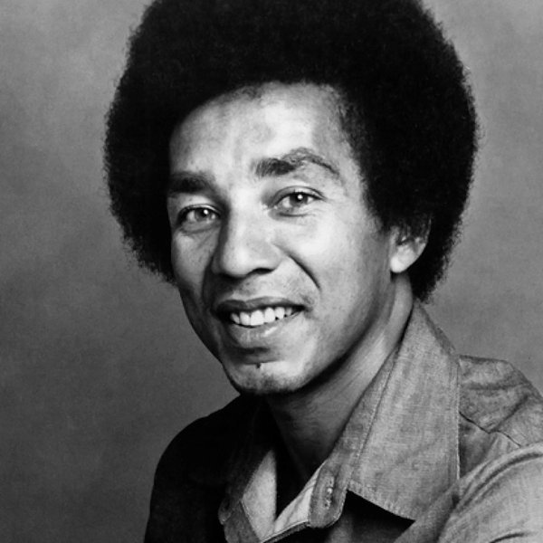 Smokey Robinson artist photo