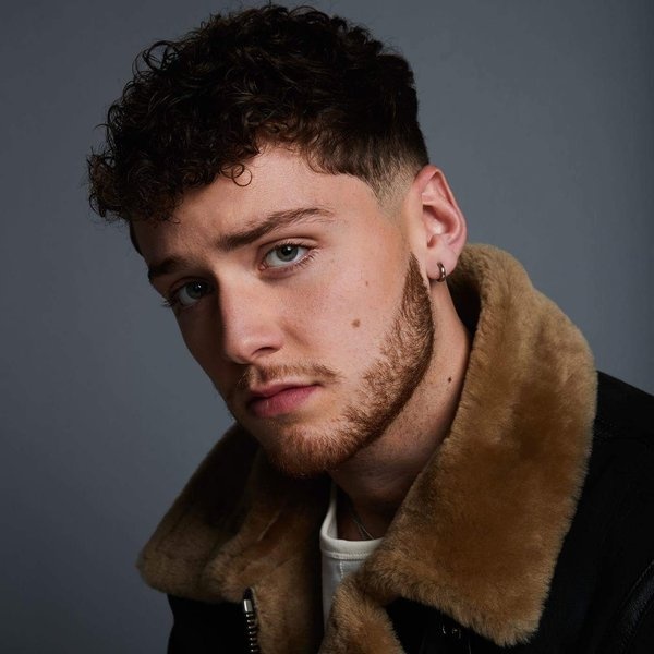 Bazzi artist photo