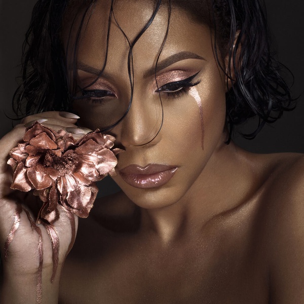 Tamar Braxton artist photo
