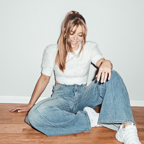 Becky Hill artist photo