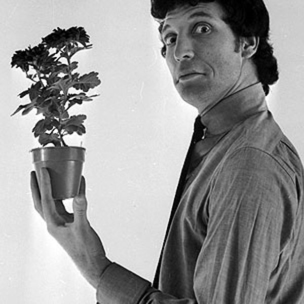 Tom Jones artist photo