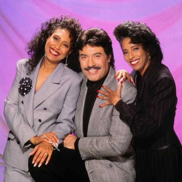 Tony Orlando & Dawn artist photo