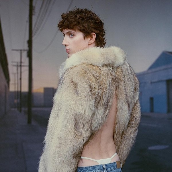 Troye Sivan artist photo