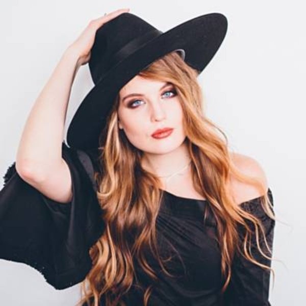 Valerie Broussard artist photo