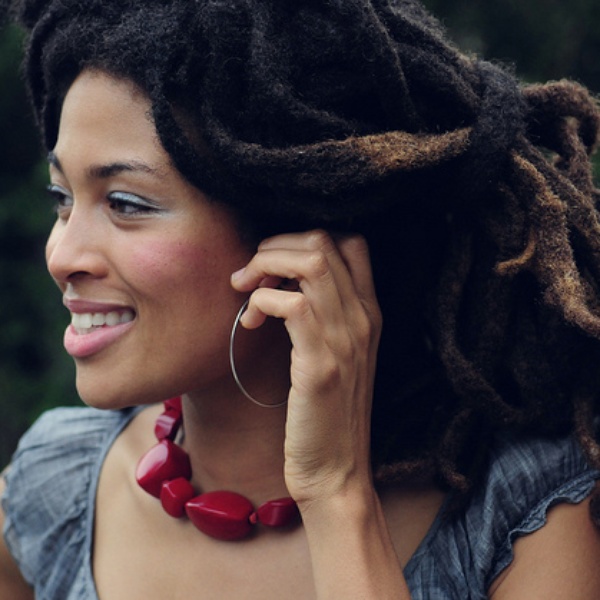 Valerie June artist photo