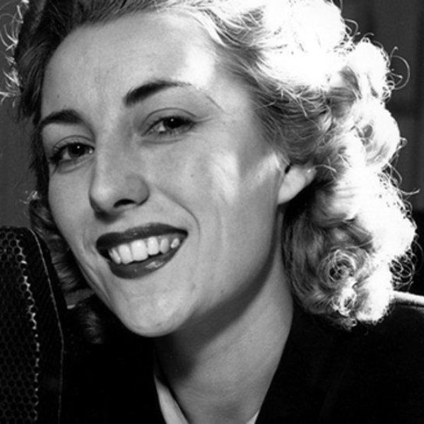Vera Lynn artist photo