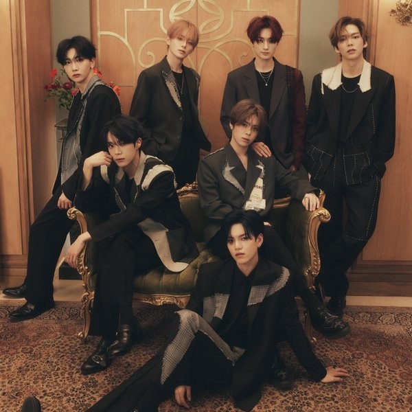 VERIVERY artist photo
