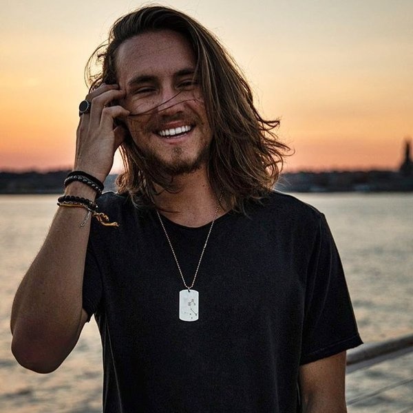 Vitor Kley artist photo
