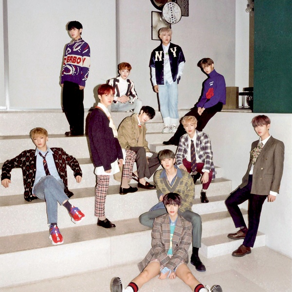 Wanna One artist photo