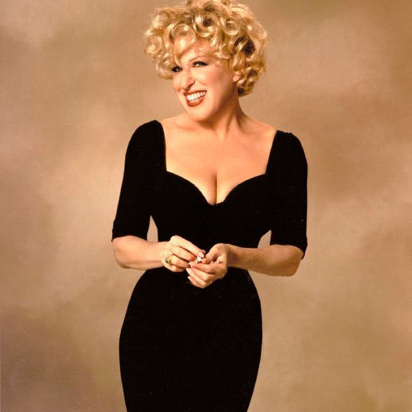 Bette Midler artist photo