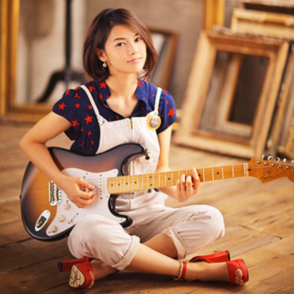 Yui artist photo