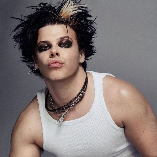 YUNGBLUD artist photo