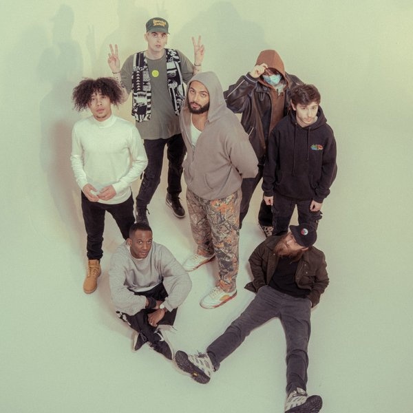 99 Neighbors artist photo