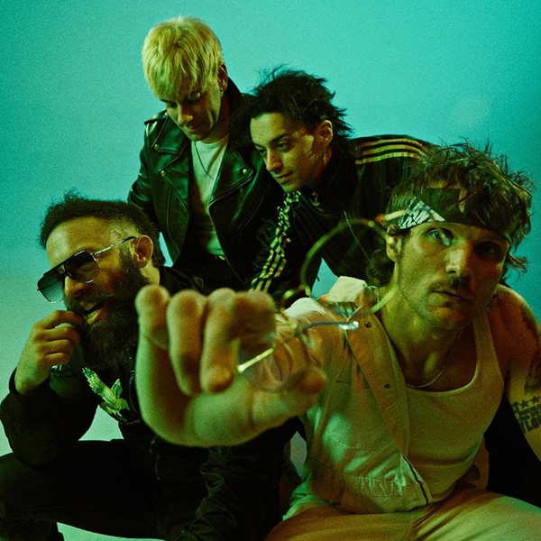 Boys Like Girls artist photo