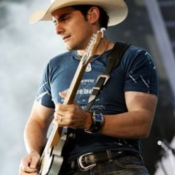 Brad Paisley artist photo