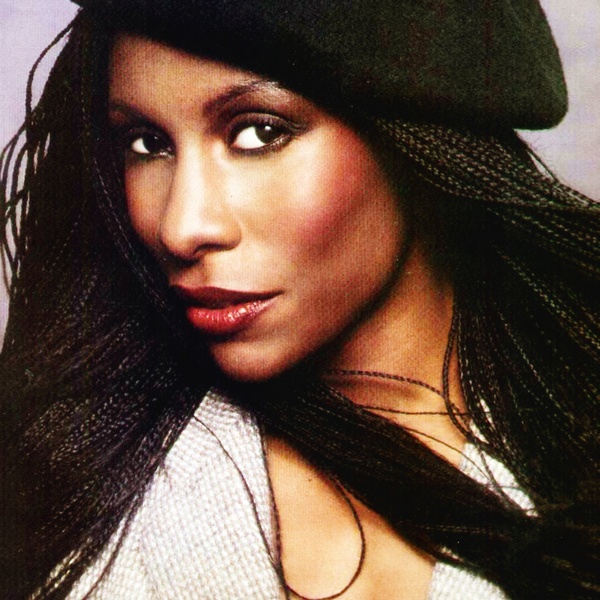Brenda Russell artist photo