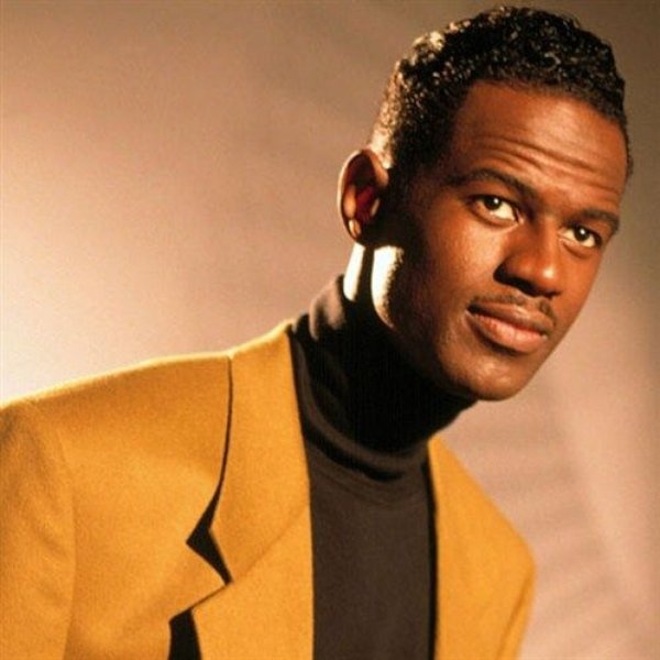Brian McKnight artist photo