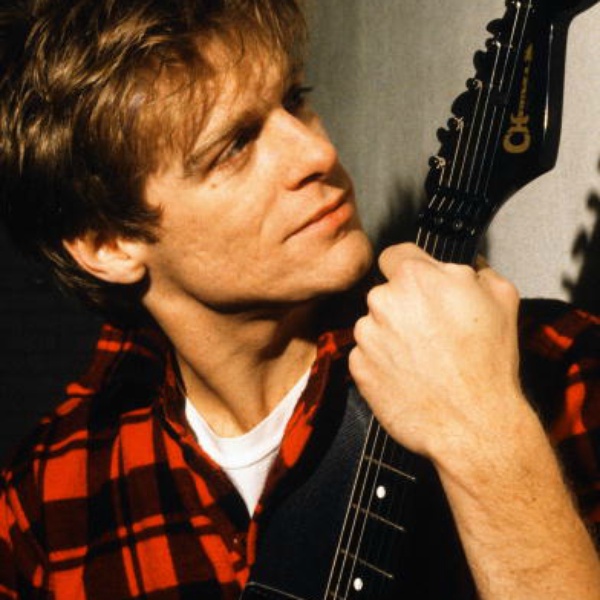 Bryan Adams artist photo