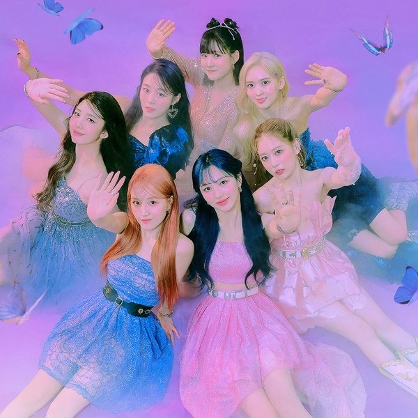 Cherry Bullet artist photo