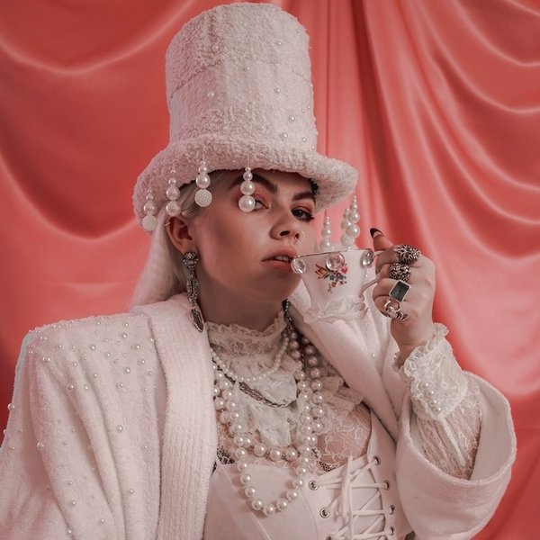 Chinchilla artist photo