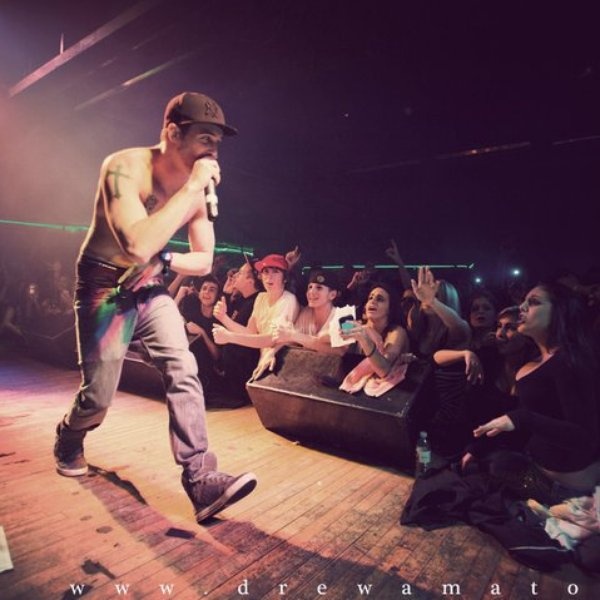 Chris Webby artist photo
