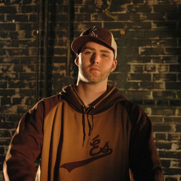 Classified artist photo
