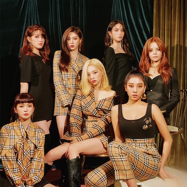 CLC artist photo