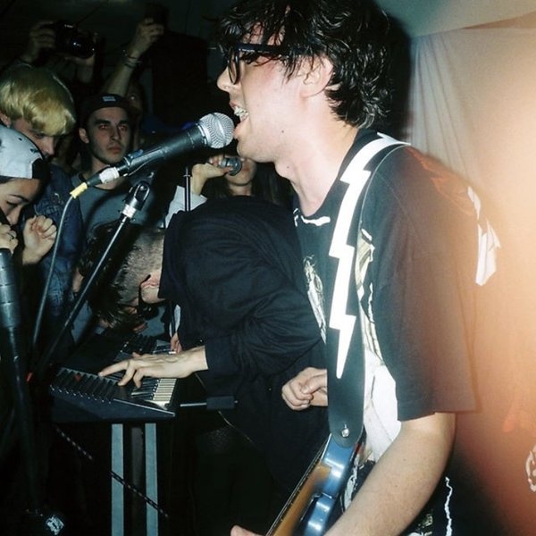 Coma Cinema artist photo