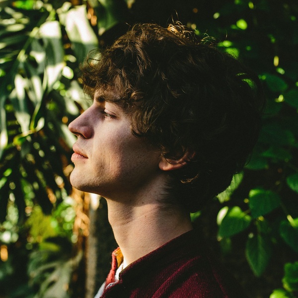Cosmo Sheldrake artist photo