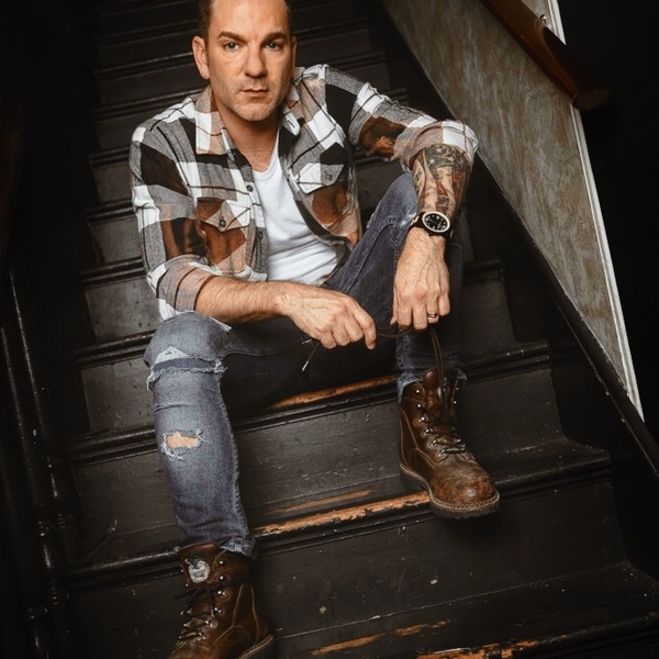 Craig Campbell artist photo