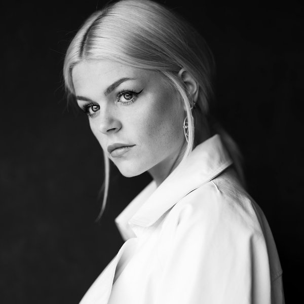 Davina Michelle artist photo