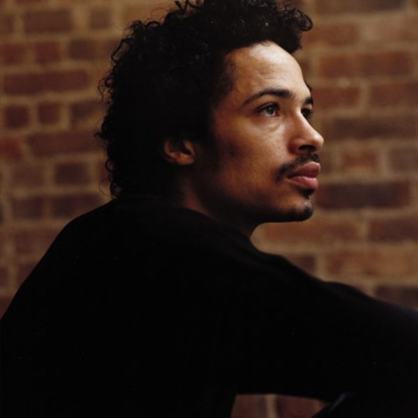 Eagle-Eye Cherry artist photo