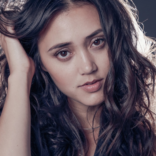 Dia Frampton artist photo