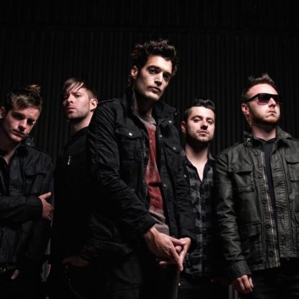 Downplay artist photo