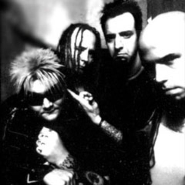 Drowning Pool artist photo