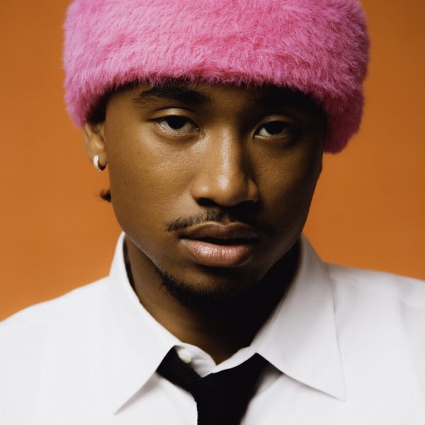Dylan Sinclair artist photo
