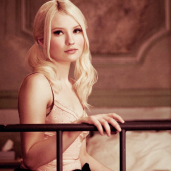 Emily Browning artist photo