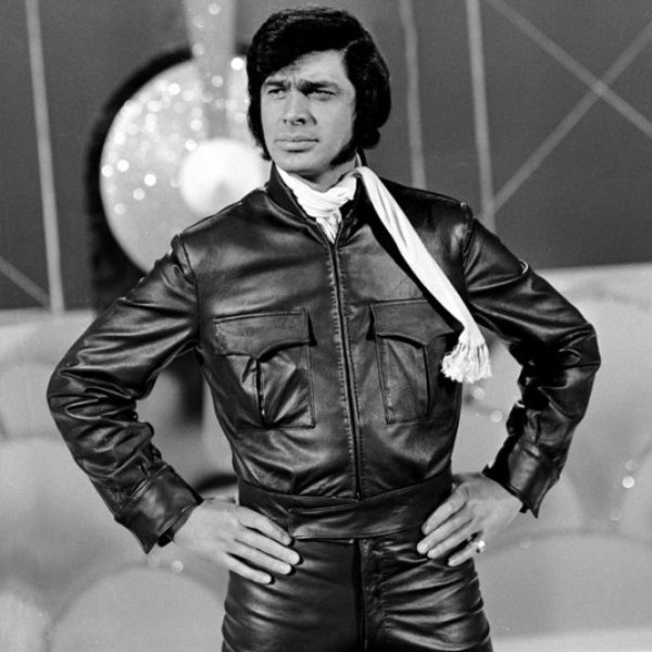 Engelbert Humperdinck artist photo