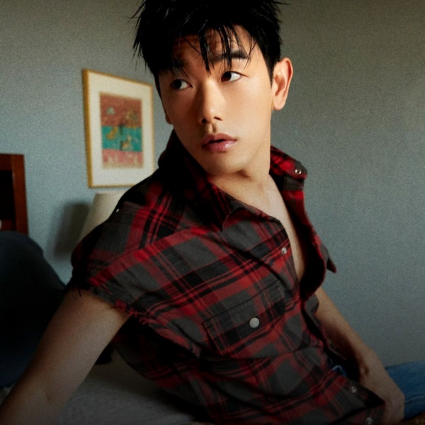 Eric Nam artist photo