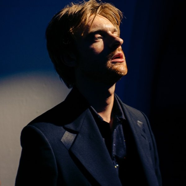 FINNEAS artist photo