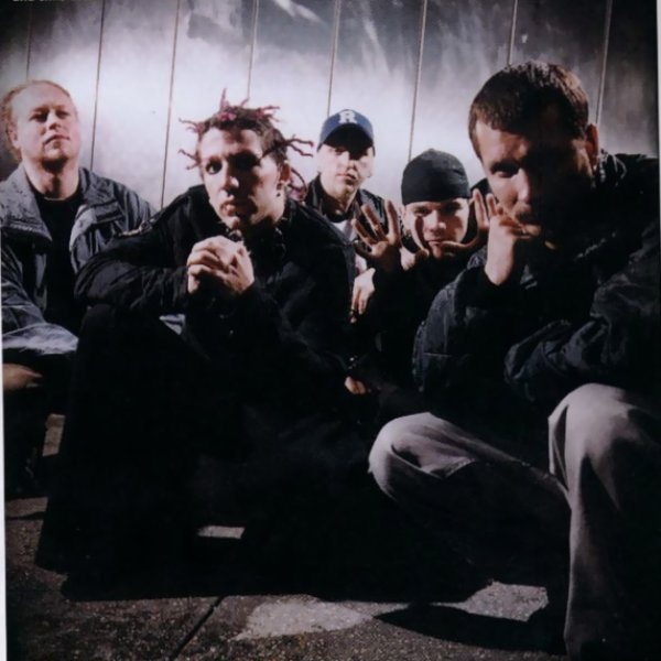 Flaw artist photo