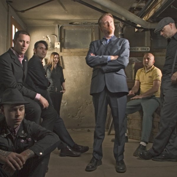 Flogging Molly artist photo