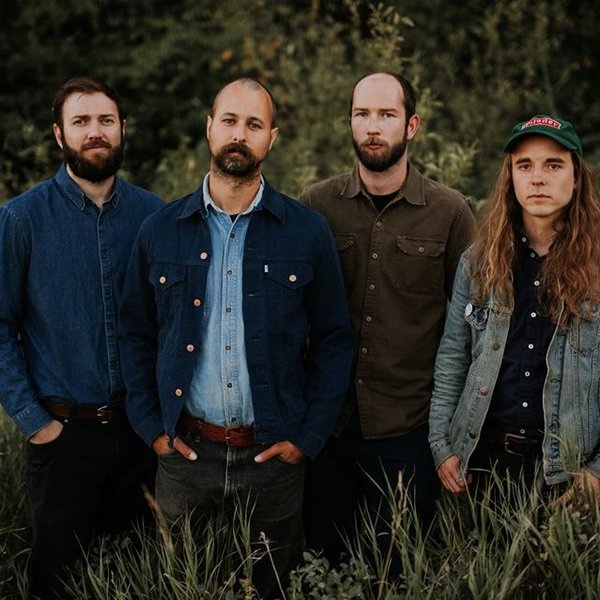 Foxwarren artist photo