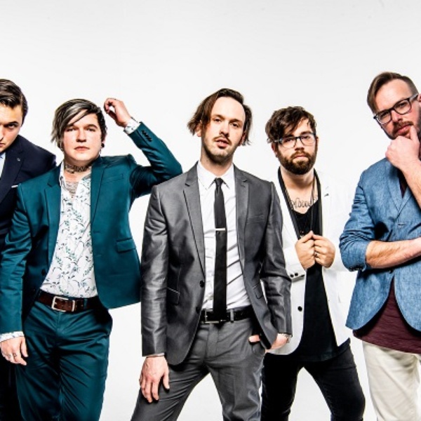 Framing Hanley artist photo