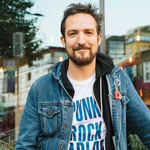 Frank Turner artist photo