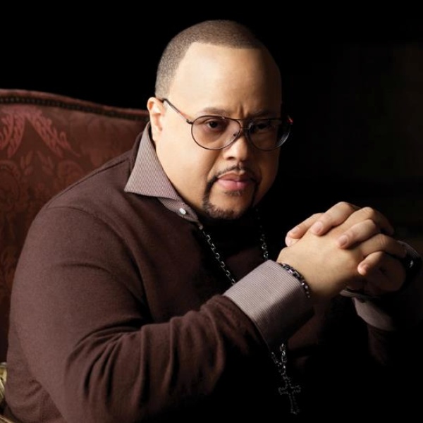 Fred Hammond artist photo