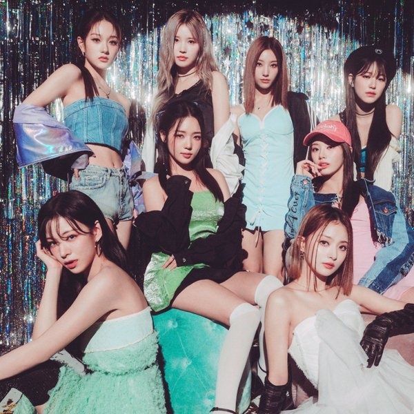 fromis_9 artist photo