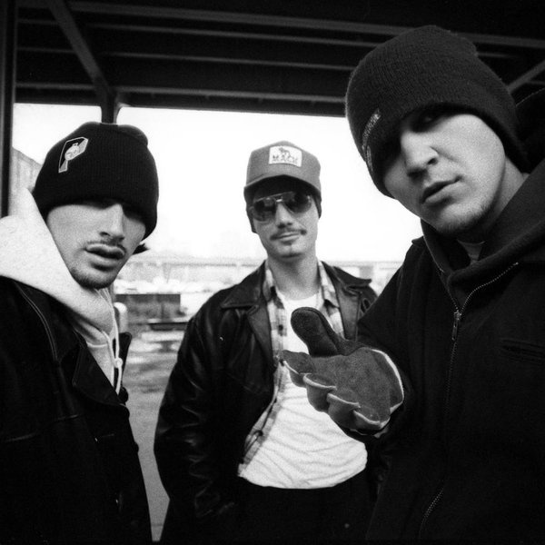 Fun Lovin' Criminals artist photo