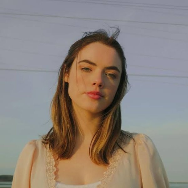 Genevieve Stokes artist photo