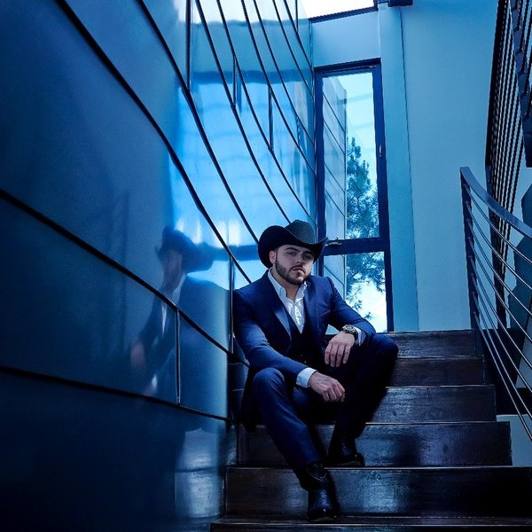 Gerardo Ortiz artist photo